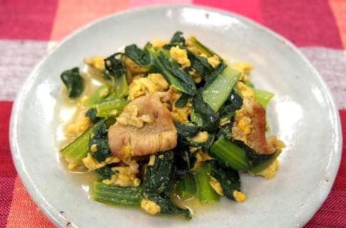 小松菜と豚肉のカレー風味卵炒め
